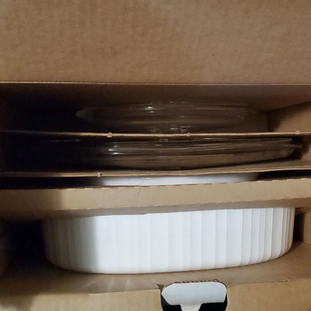 CorningWare French White 2 qt Casserole w/ Glass Lid Vintage USA 1989